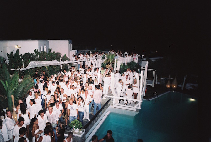 Moments to remember: from the legendary White Parties to this summer's  celebration – Belvedere Hotel Mykonos